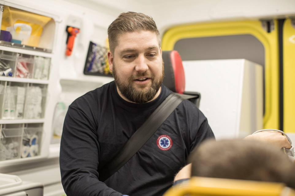 Event Medical Services tilbyder ambulancekørsel i både DK og EU.