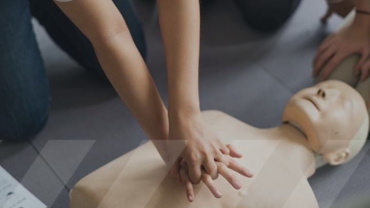 Event Medical Services offers courses in pre-hospital treatment and skills.